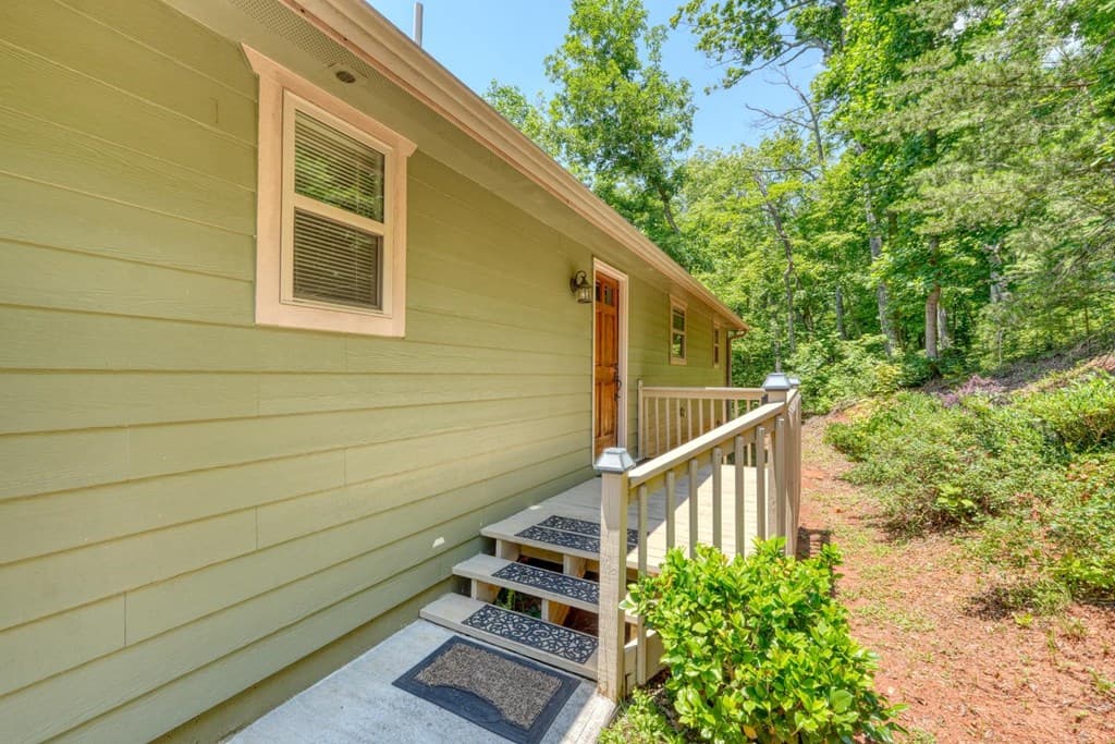 2270 Valley View Drive, Hiawassee GA 30546 - Photo