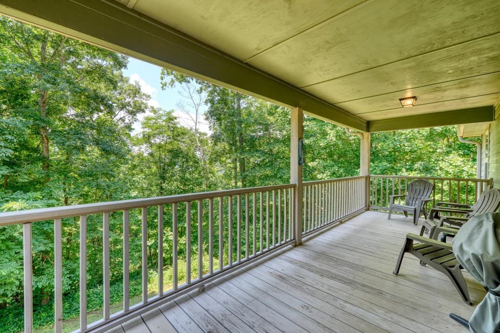 2270 Valley View Drive, Hiawassee GA 30546 - Photo