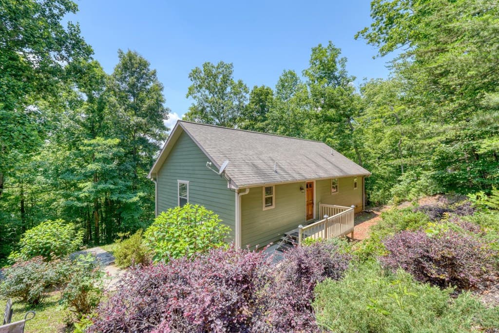 2270 Valley View Drive, Hiawassee GA 30546 - Photo