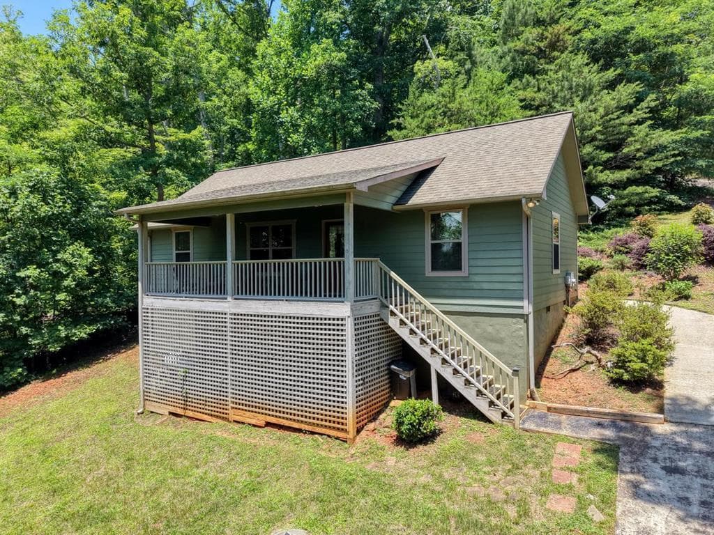 2270 Valley View Drive, Hiawassee GA 30546 - Photo