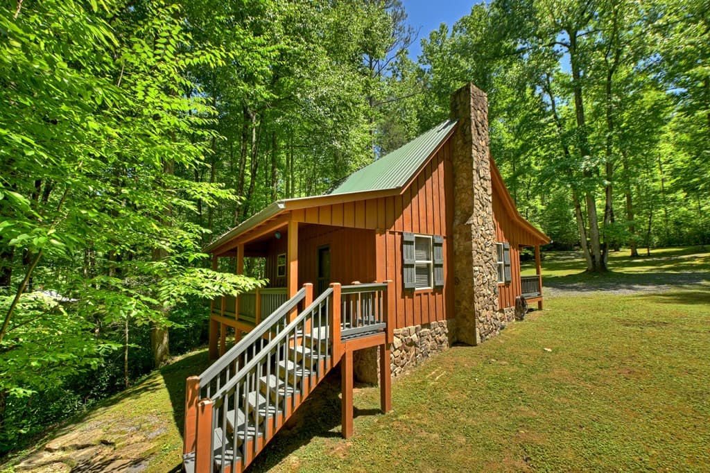 373 Barnes Creek Drive, Ellijay GA 30540 - Photo