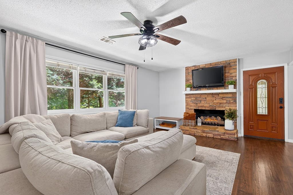 3425 Appalachian Hwy, Blue Ridge GA 30513 - Photo
