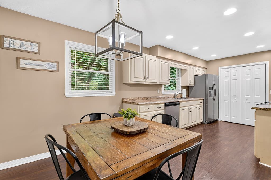 3425 Appalachian Hwy, Blue Ridge GA 30513 - Photo