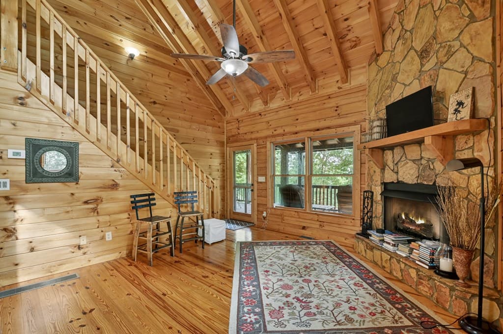 782 Scenic Mountain View Road, Blue Ridge GA 30513 - Photo