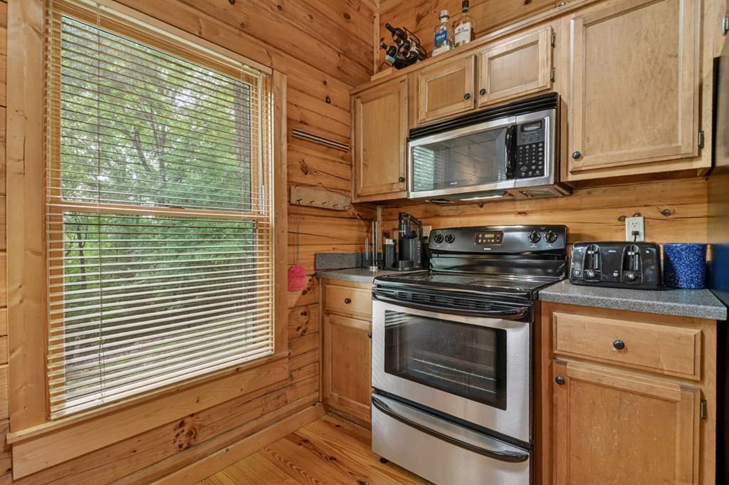 782 Scenic Mountain View Road, Blue Ridge GA 30513 - Photo