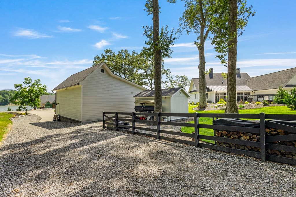 24 Farmland Ct, Blairsville GA 30512 - Photo
