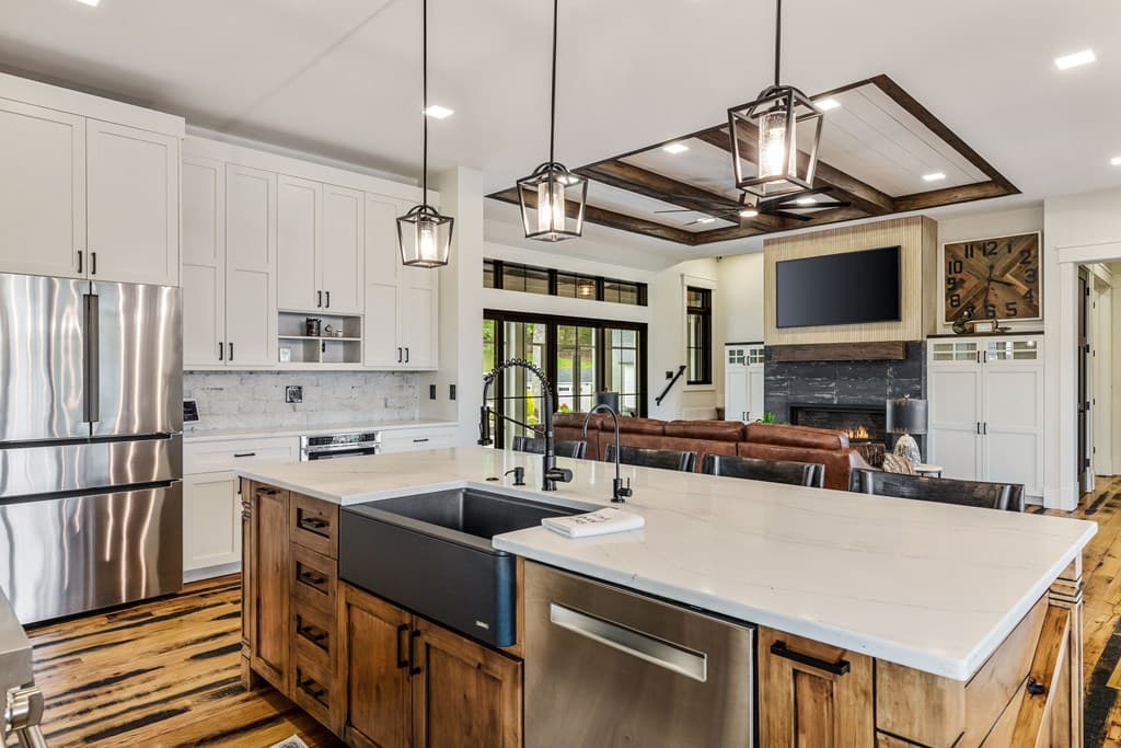 24 Farmland Ct, Blairsville GA 30512 - Photo