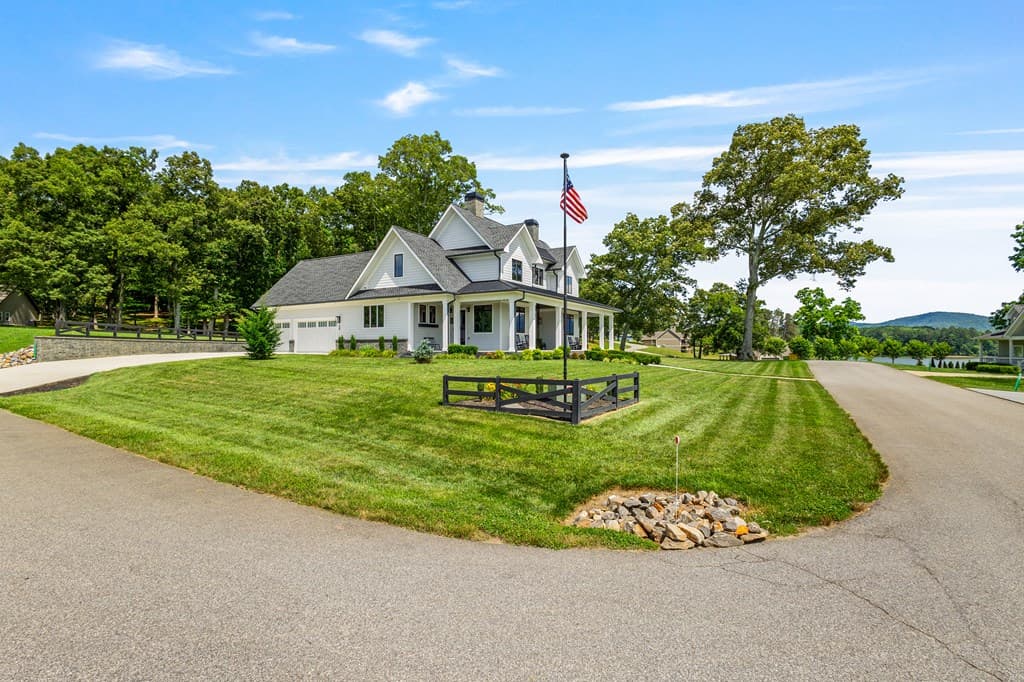 24 Farmland Ct, Blairsville GA 30512 - Photo