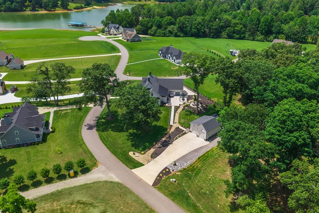 24 Farmland Ct, Blairsville GA 30512 - Photo