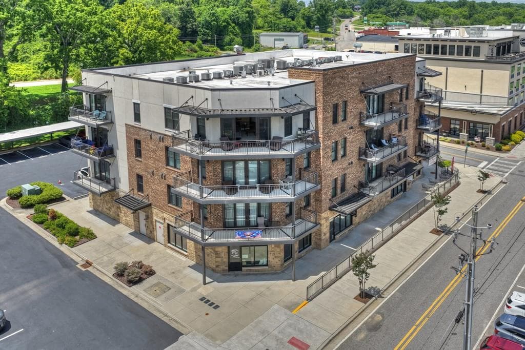 116 W Main Street, Blue Ridge GA 30513 - Primary photo