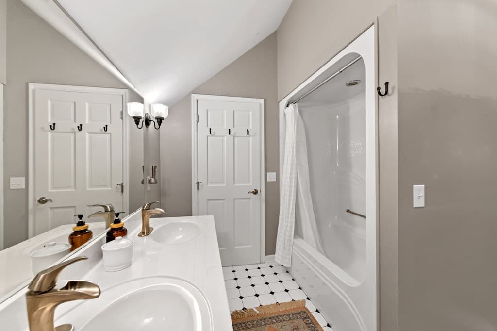 657 Campbell Camp Circle, Blue Ridge GA 30513 - Photo