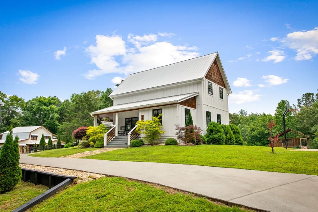 657 Campbell Camp Circle, Blue Ridge GA 30513 - Photo