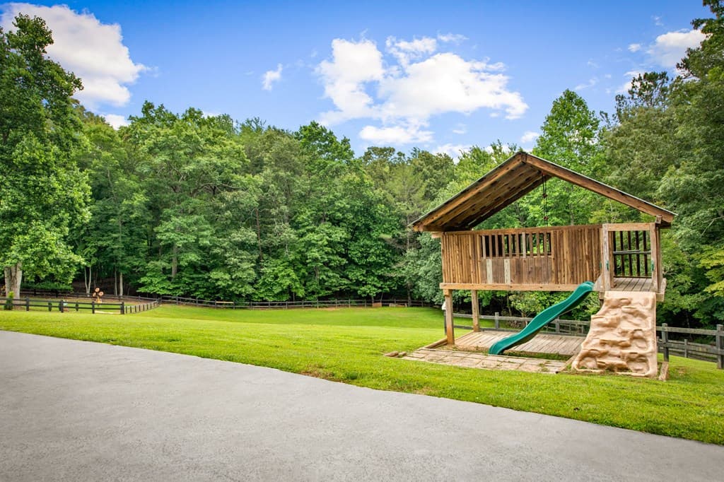 657 Campbell Camp Circle, Blue Ridge GA 30513 - Photo