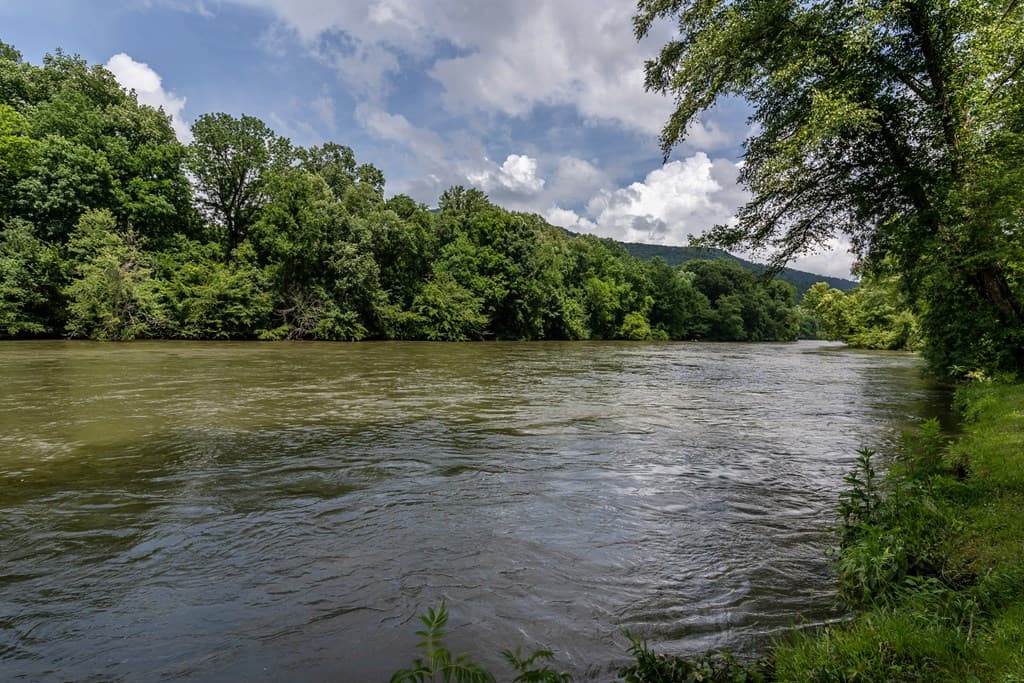 5518 Highway 30, Benton TN 37307 - Photo