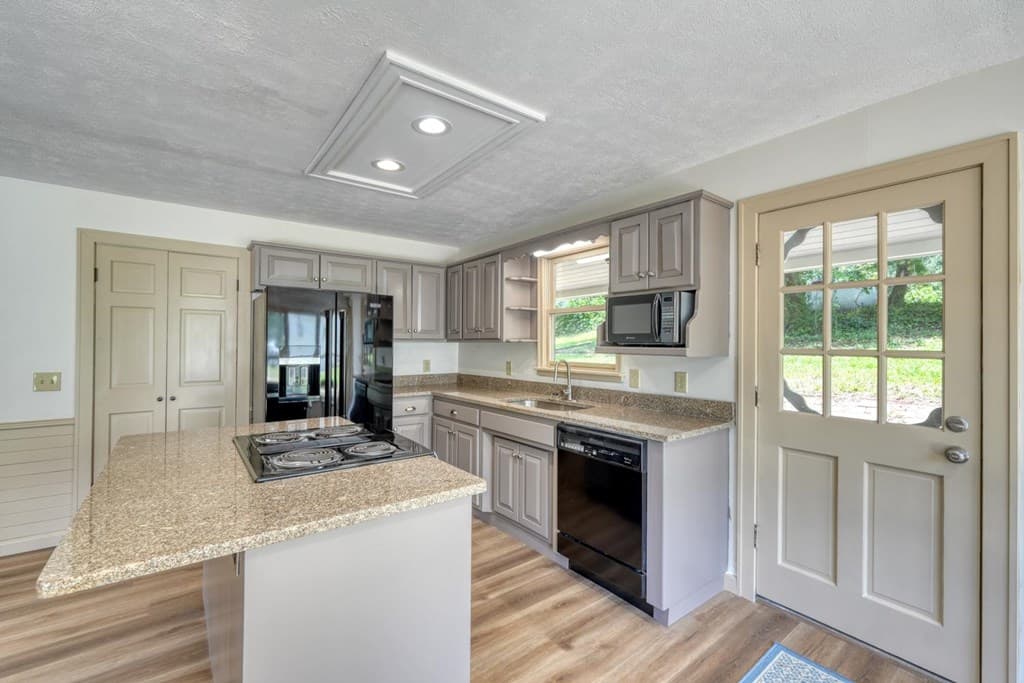 94 Madola Road, Epworth GA 30541 - Photo