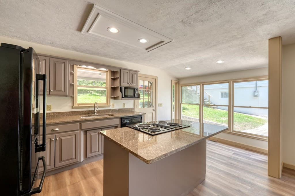 94 Madola Road, Epworth GA 30541 - Photo