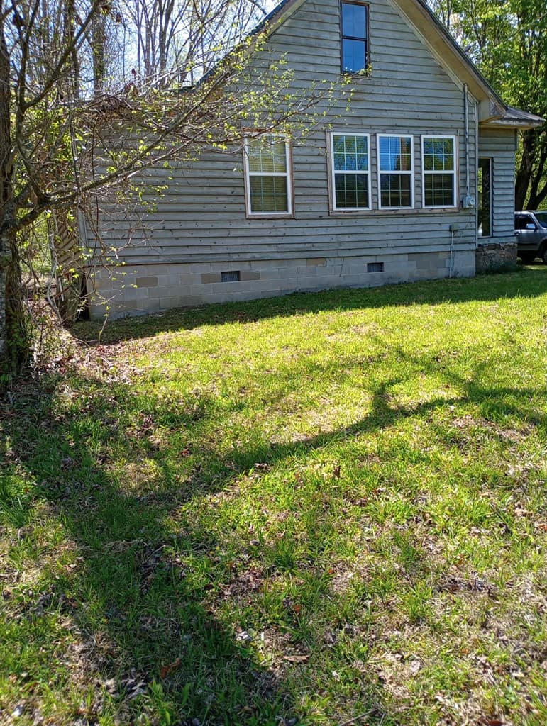 5796 Gum Log Road, Young Harris GA 30582 - Photo