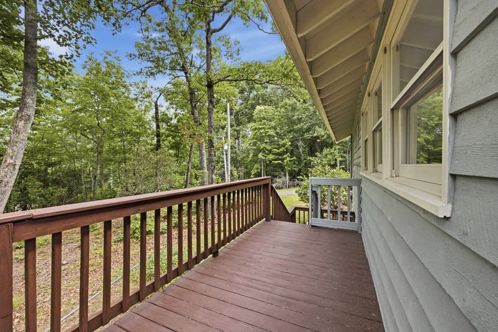 220 Penland Indian Trail, Hayesville NC 28904 - Photo