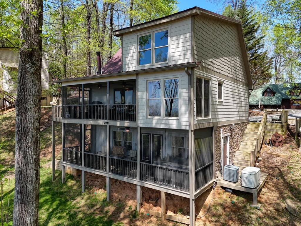 1142 Walnut Ridge, Ellijay GA 30536 - Primary photo