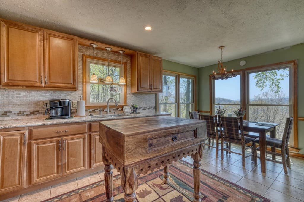 1142 Walnut Ridge, Ellijay GA 30536 - Photo