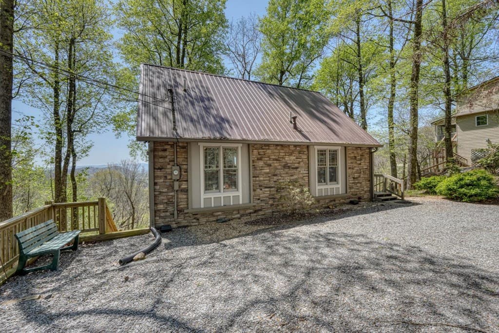 1142 Walnut Ridge, Ellijay GA 30536 - Photo