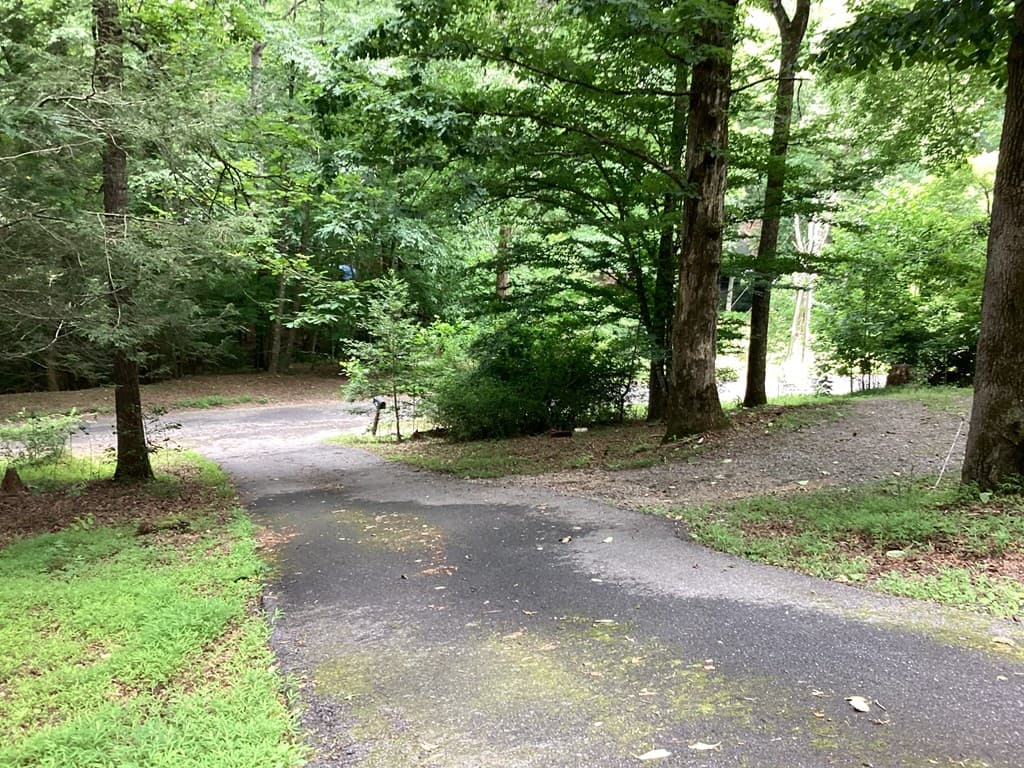 4302 Rock Creek Road, Hiawassee GA 30546 - Photo