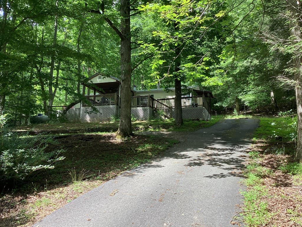 4302 Rock Creek Road, Hiawassee GA 30546 - Photo