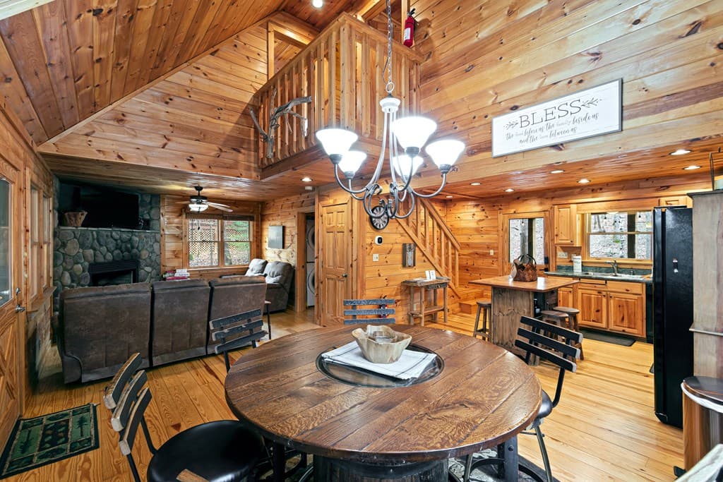 850 Mountain Lake Circle, Blue Ridge GA 30513 - Photo