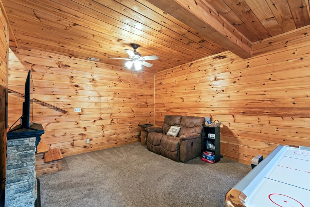 850 Mountain Lake Circle, Blue Ridge GA 30513 - Photo