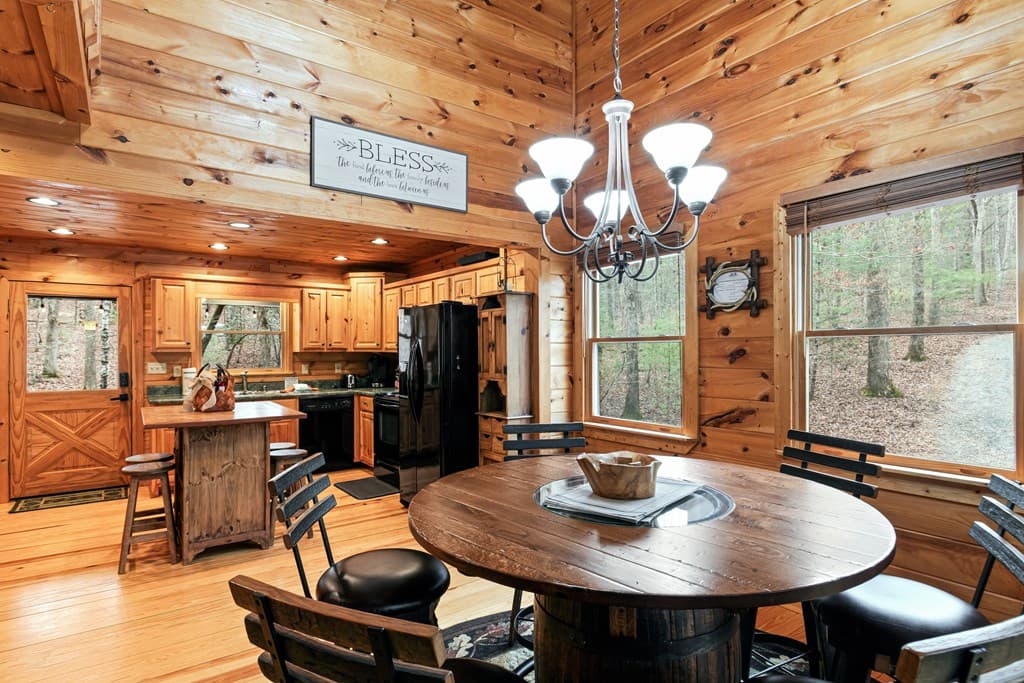 850 Mountain Lake Circle, Blue Ridge GA 30513 - Photo
