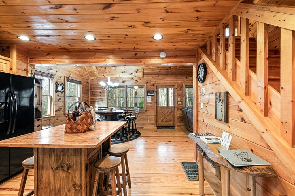 850 Mountain Lake Circle, Blue Ridge GA 30513 - Photo