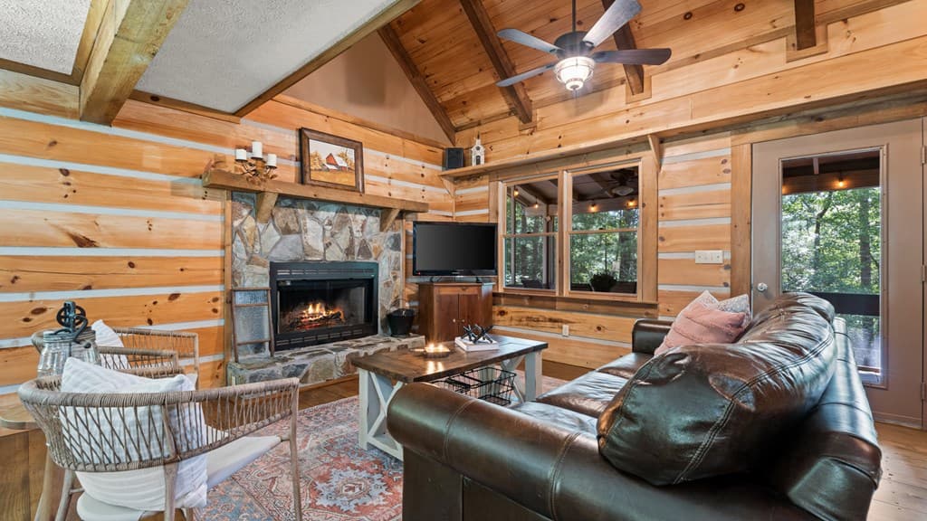 219 Ridge Top Lane, Blue Ridge GA 30513 - Photo