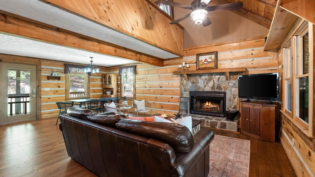 219 Ridge Top Lane, Blue Ridge GA 30513 - Photo