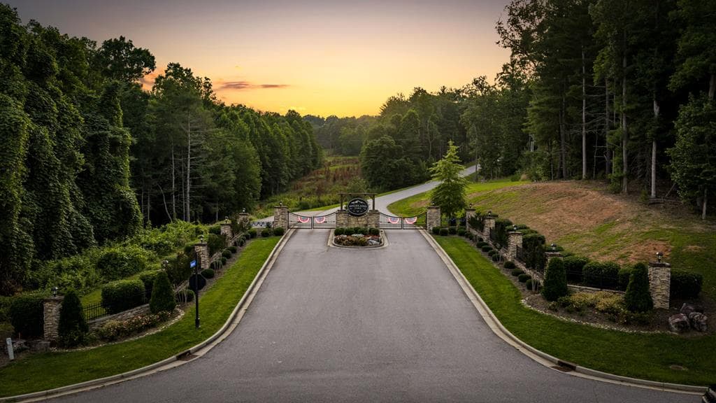 228 Winding Ridge, Blairsville GA 30512 - Photo