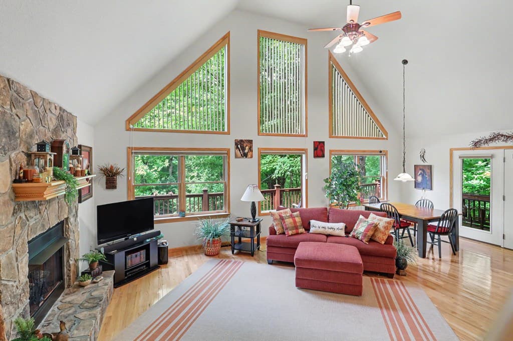71 Lawrence Drive, Murphy NC 28906 - Photo