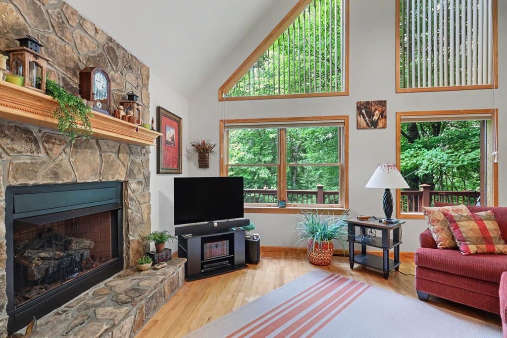 71 Lawrence Drive, Murphy NC 28906 - Photo