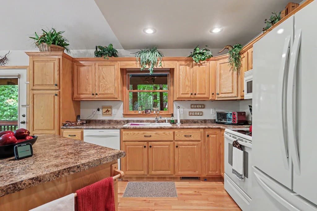 71 Lawrence Drive, Murphy NC 28906 - Photo