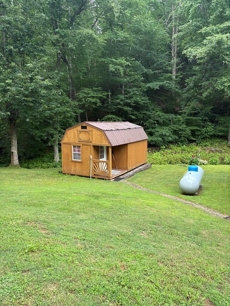 137 Sanford Lane, Ellijay GA 30540 - Photo