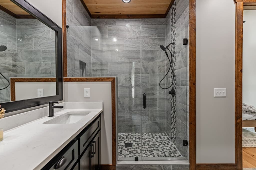 42 Rolling Rapids, Blue Ridge GA 30513 - Photo