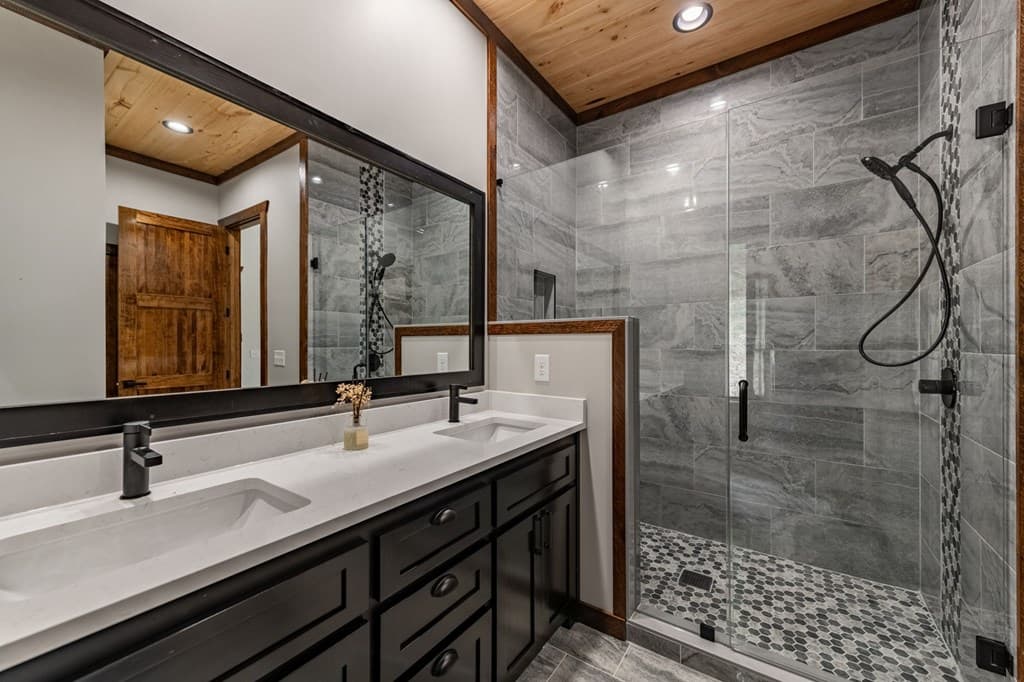 42 Rolling Rapids, Blue Ridge GA 30513 - Photo