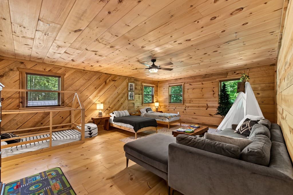 290 Graham Court, Ellijay GA 30540 - Photo