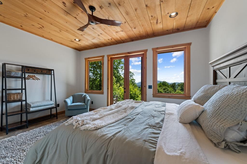 128 Amy Creek Circle, Ellijay GA 30540 - Photo