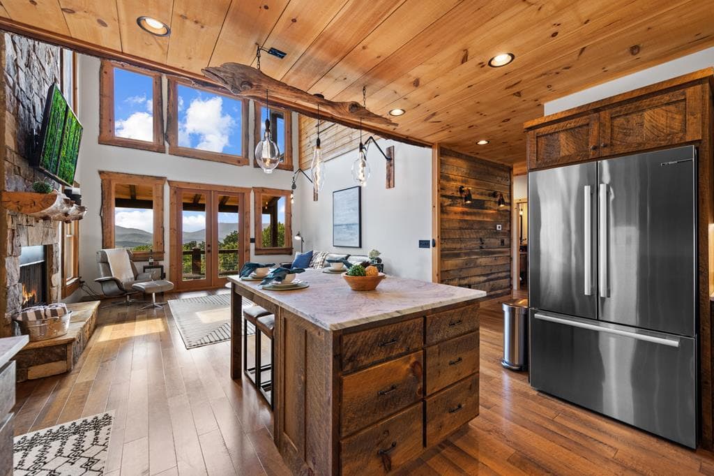 128 Amy Creek Circle, Ellijay GA 30540 - Photo