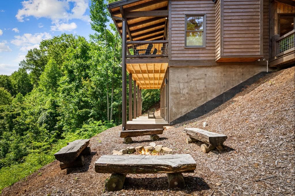 128 Amy Creek Circle, Ellijay GA 30540 - Photo