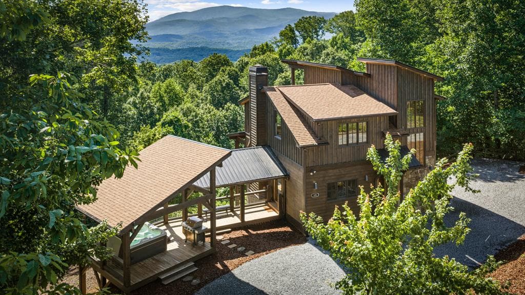 128 Amy Creek Circle, Ellijay GA 30540 - Photo