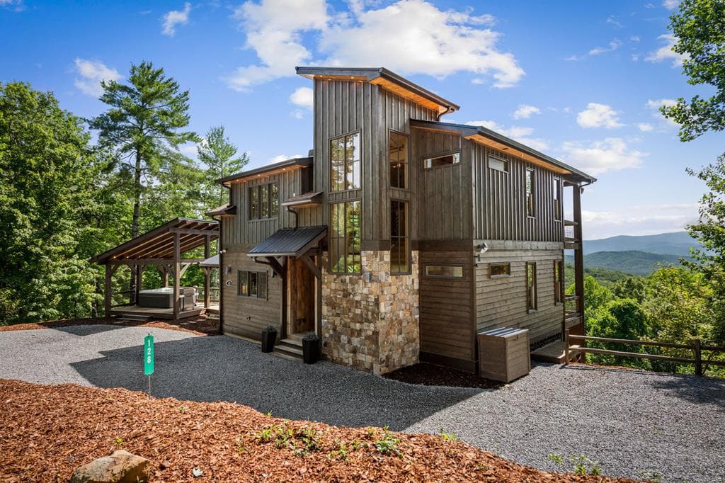128 Amy Creek Circle, Ellijay GA 30540 - Photo