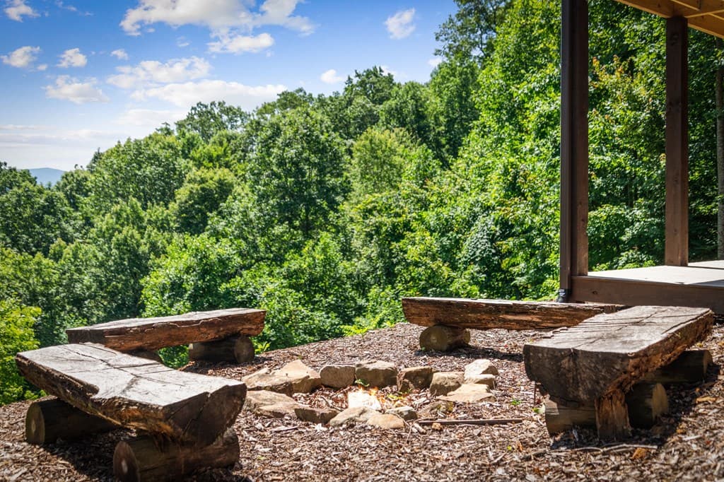 128 Amy Creek Circle, Ellijay GA 30540 - Photo