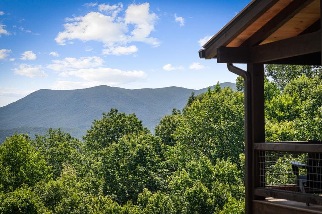 128 Amy Creek Circle, Ellijay GA 30540 - Photo