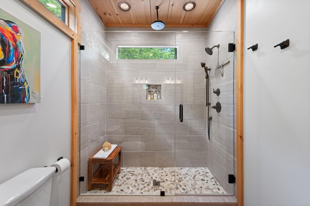 128 Amy Creek Circle, Ellijay GA 30540 - Photo