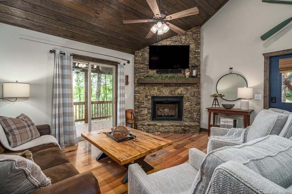 1095 Lonesome Pine Road, Murphy NC 28906 - Photo